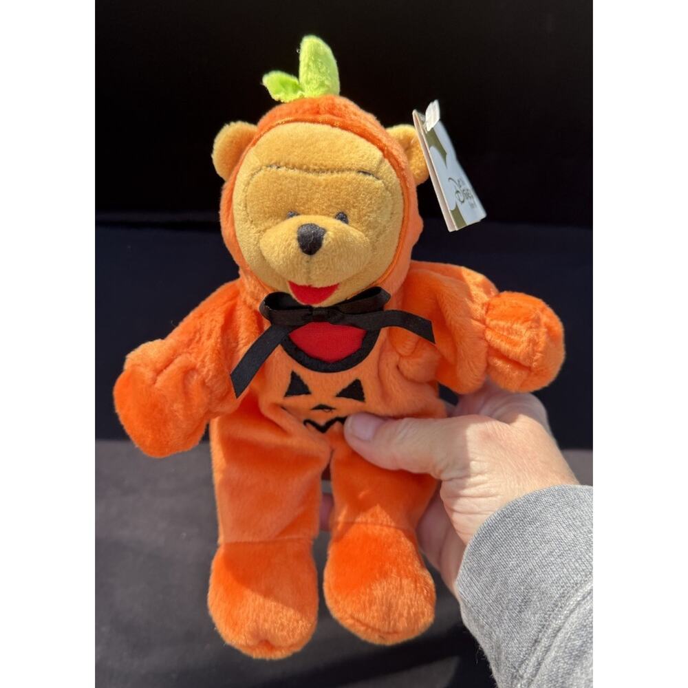 New Disney Store Winnie the Pooh Pumpkin Jack-O’-Lantern Costume & Candy Bucket